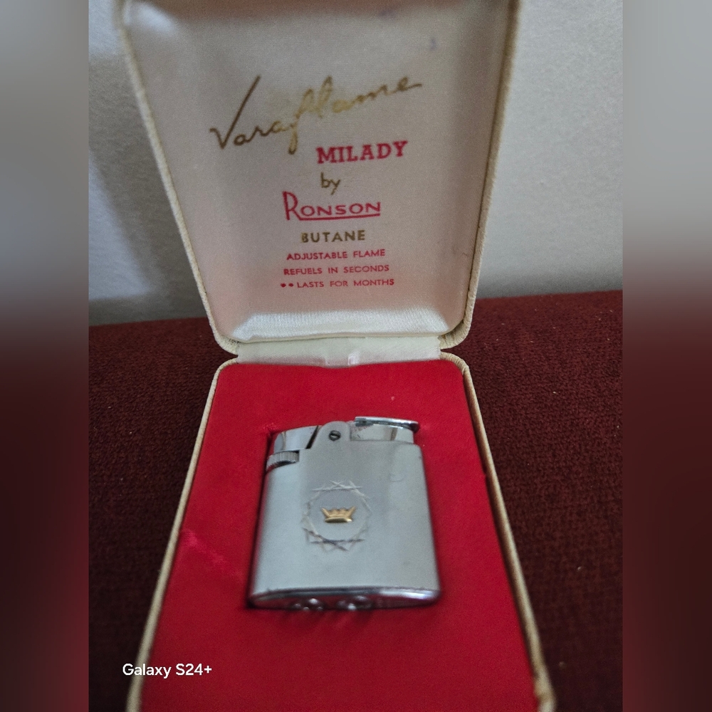 Silver Lighter - Picture 4 of 9